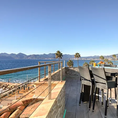 Апартаменты Cocoon In Sea View. *