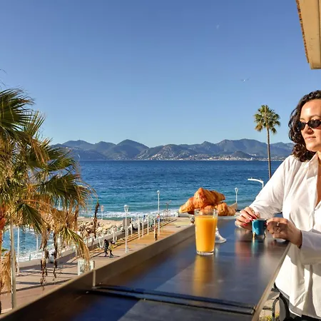 Апартаменты Cocoon In Sea View. *