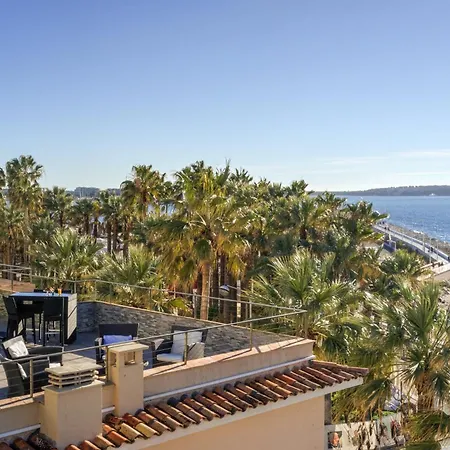 Cocoon In Sea View. * Cannes