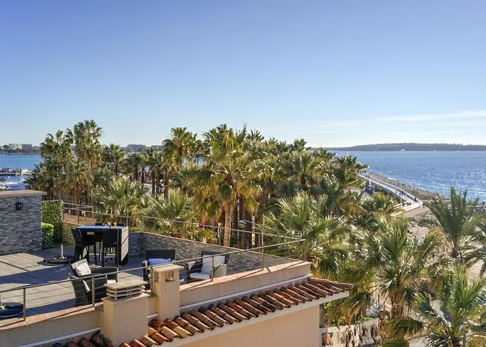 Cocoon In Sea View. * Cannes